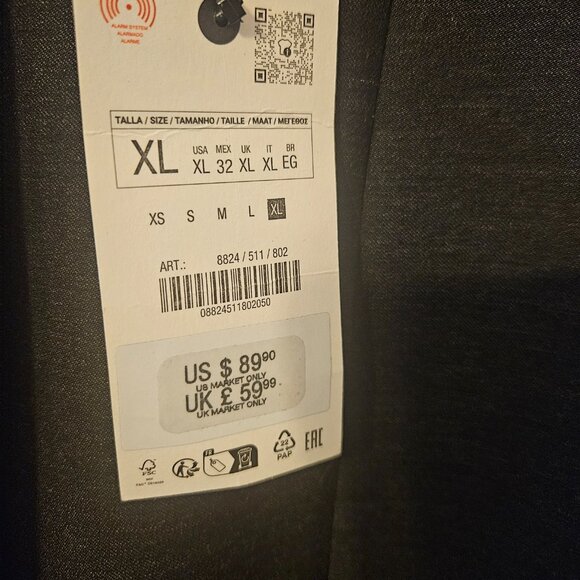 ZARA Round neck long sleeve mini dress. Balloon skirt. Open back. - Picture 6 of 6